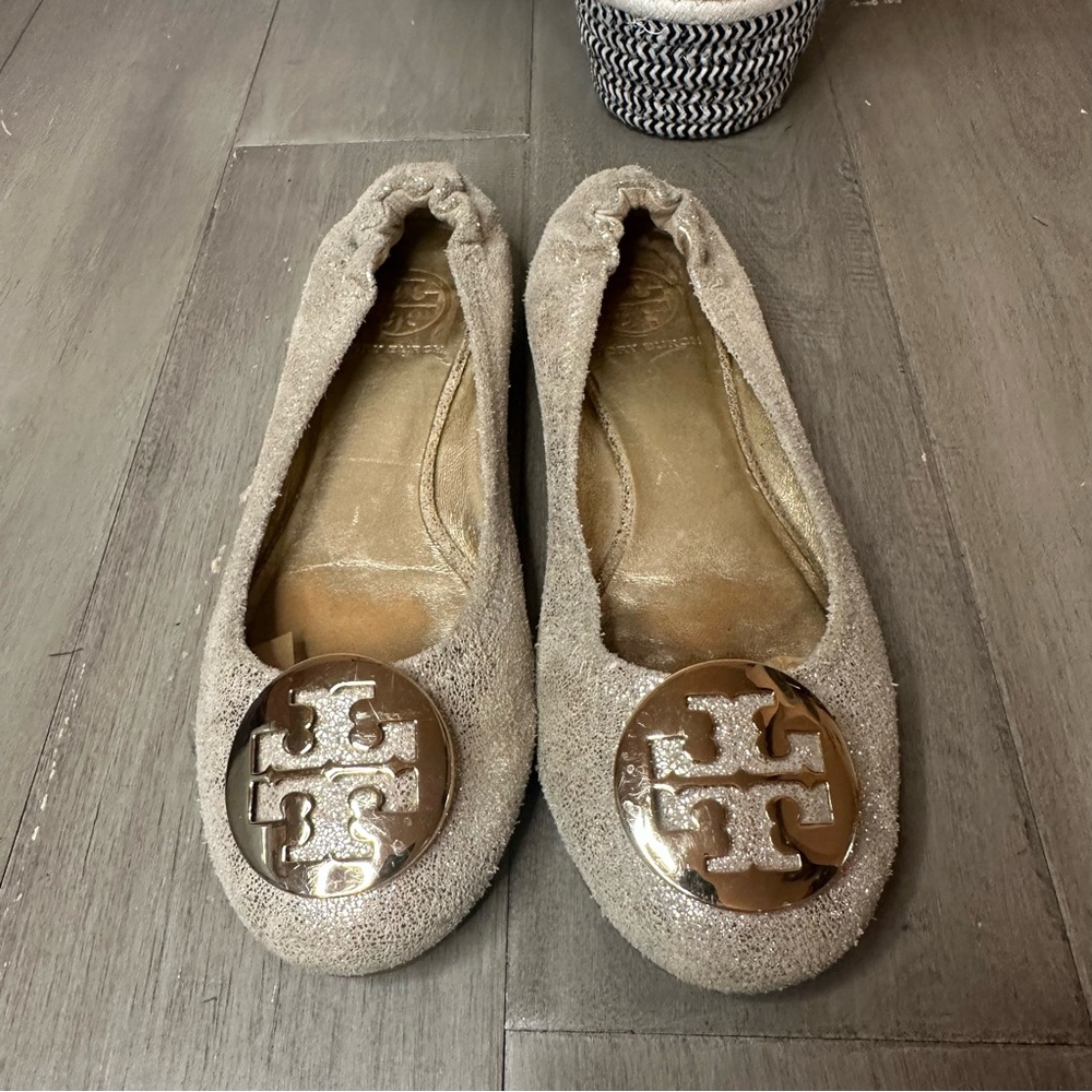 Tory Burch Gold Flats 6.5 - Picture 9 of 12